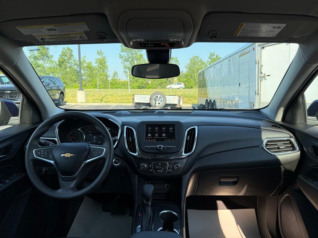 used 2022 Chevrolet Equinox car, priced at $22,870