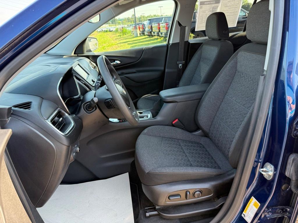 used 2022 Chevrolet Equinox car, priced at $22,870