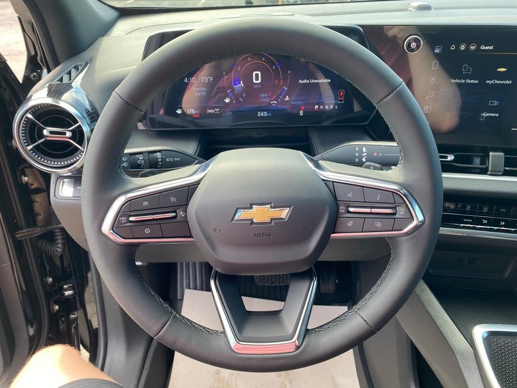 new 2025 Chevrolet Equinox car, priced at $32,245