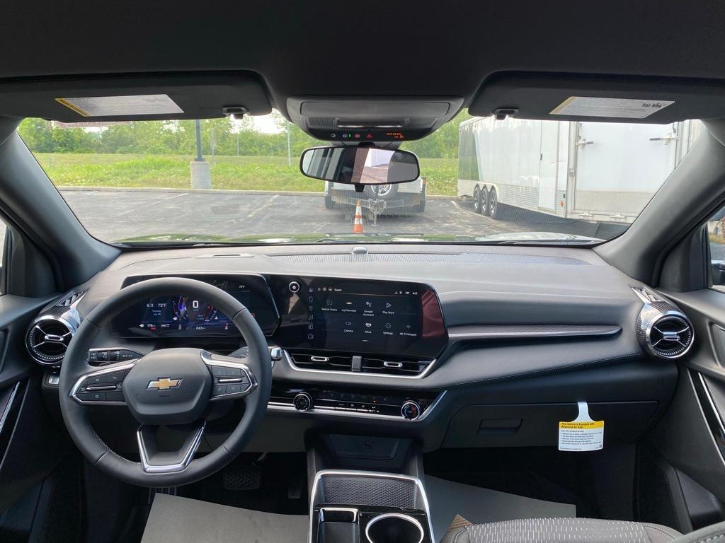 new 2025 Chevrolet Equinox car, priced at $32,245