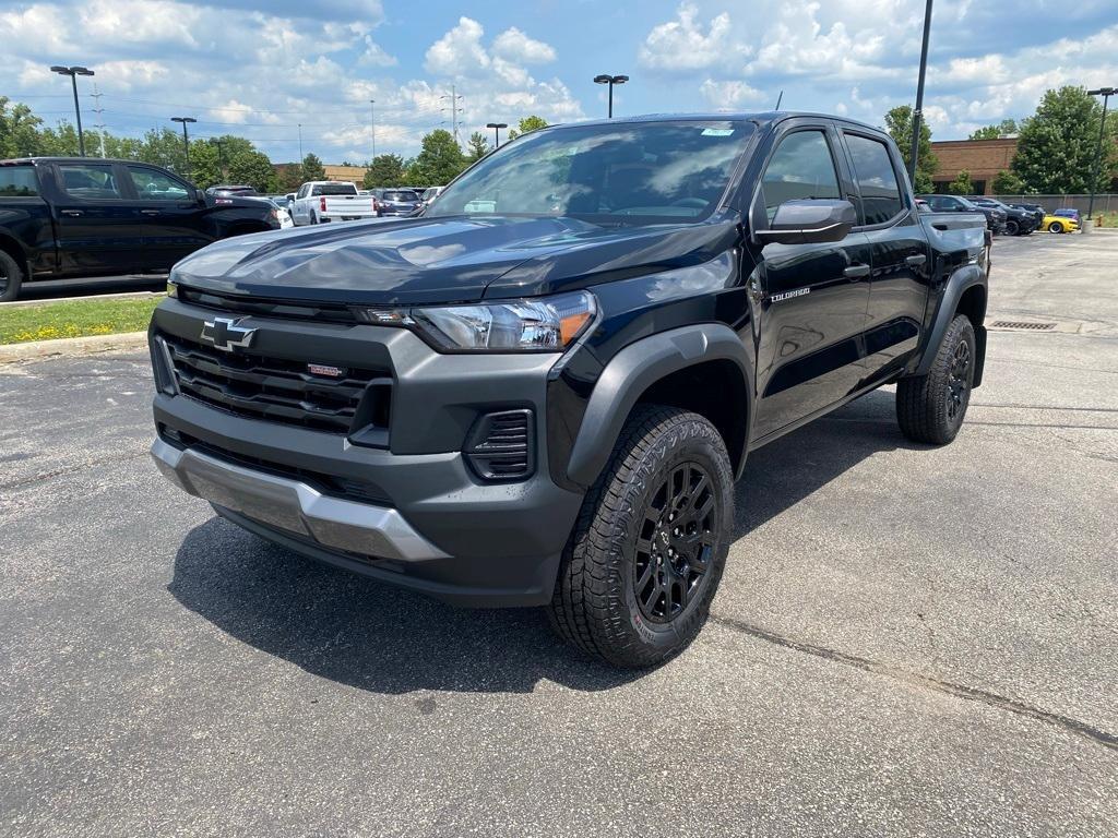 new 2025 Chevrolet Colorado car, priced at $43,490