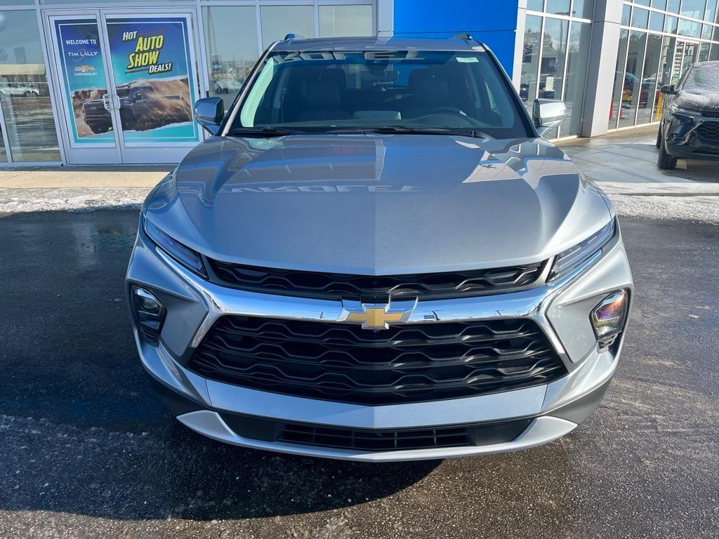 new 2025 Chevrolet Blazer car, priced at $45,495