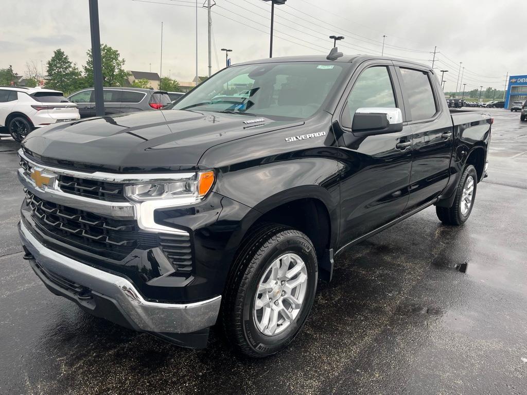 new 2025 Chevrolet Silverado 1500 car, priced at $50,995