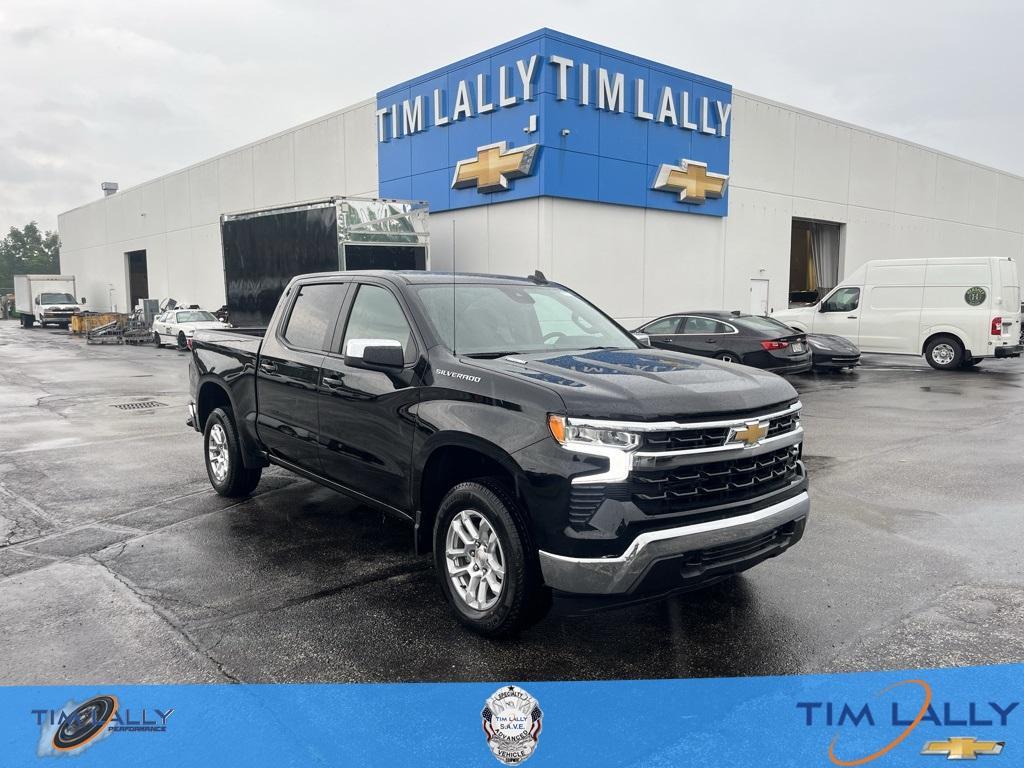 new 2025 Chevrolet Silverado 1500 car, priced at $50,995