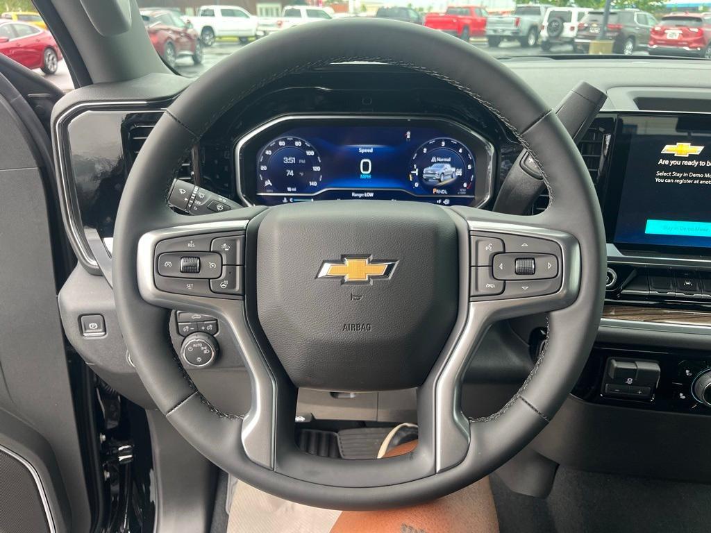 new 2025 Chevrolet Silverado 1500 car, priced at $50,995