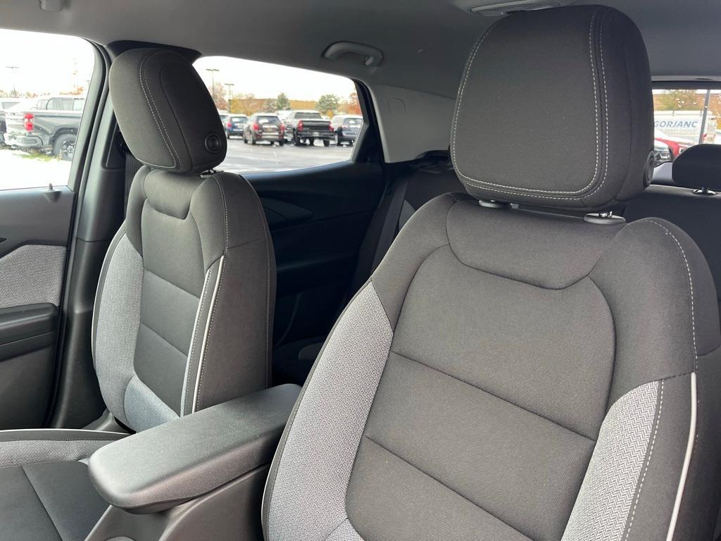 new 2026 Chevrolet TrailBlazer car, priced at $29,450