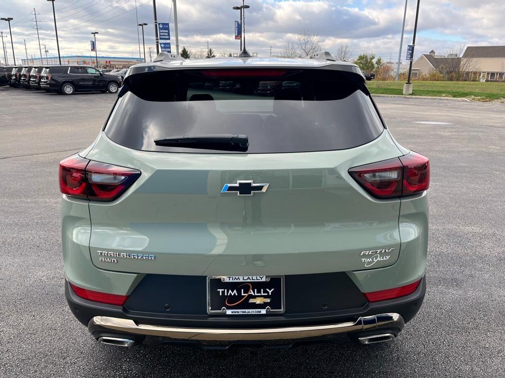 new 2025 Chevrolet TrailBlazer car, priced at $32,810