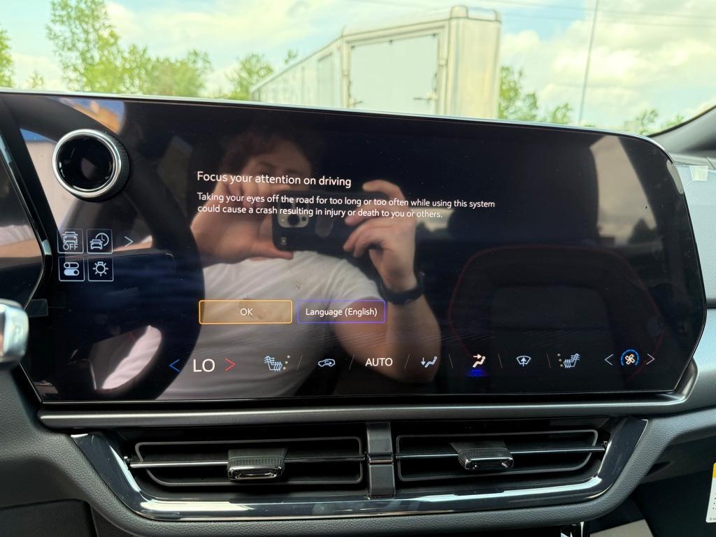 new 2025 Chevrolet Equinox EV car, priced at $43,510