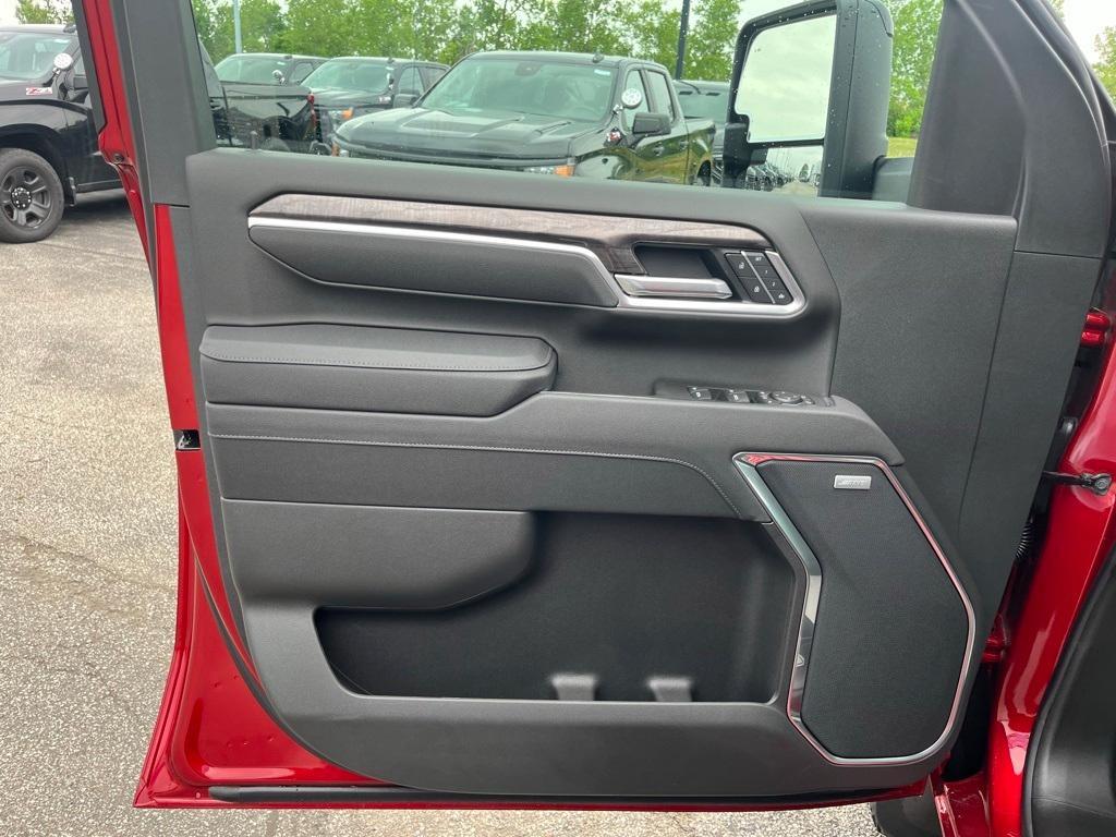 new 2025 Chevrolet Silverado 2500 car, priced at $83,995