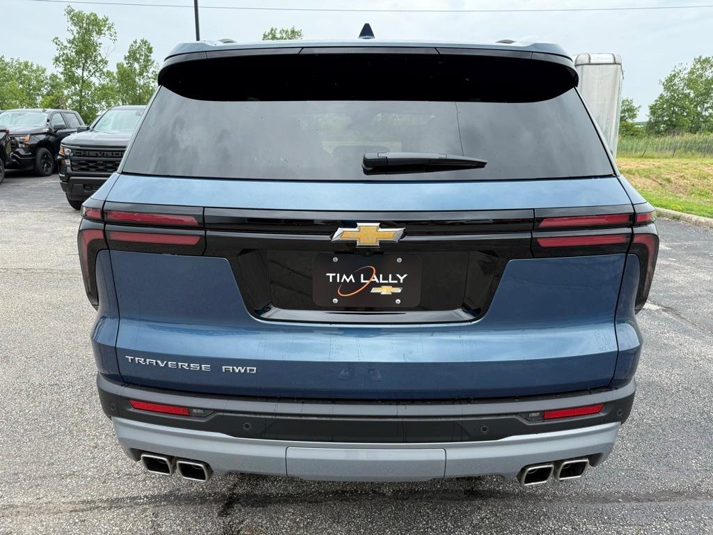 new 2025 Chevrolet Traverse car, priced at $43,990