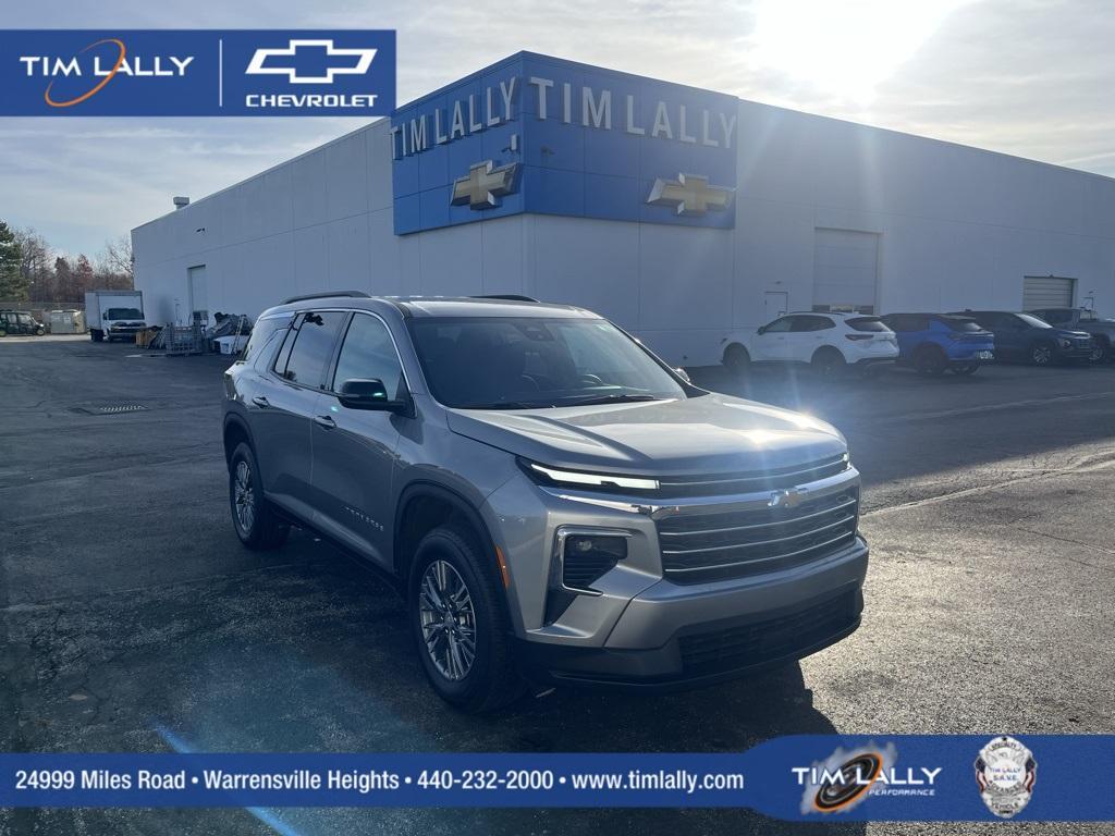 new 2025 Chevrolet Traverse car, priced at $43,990
