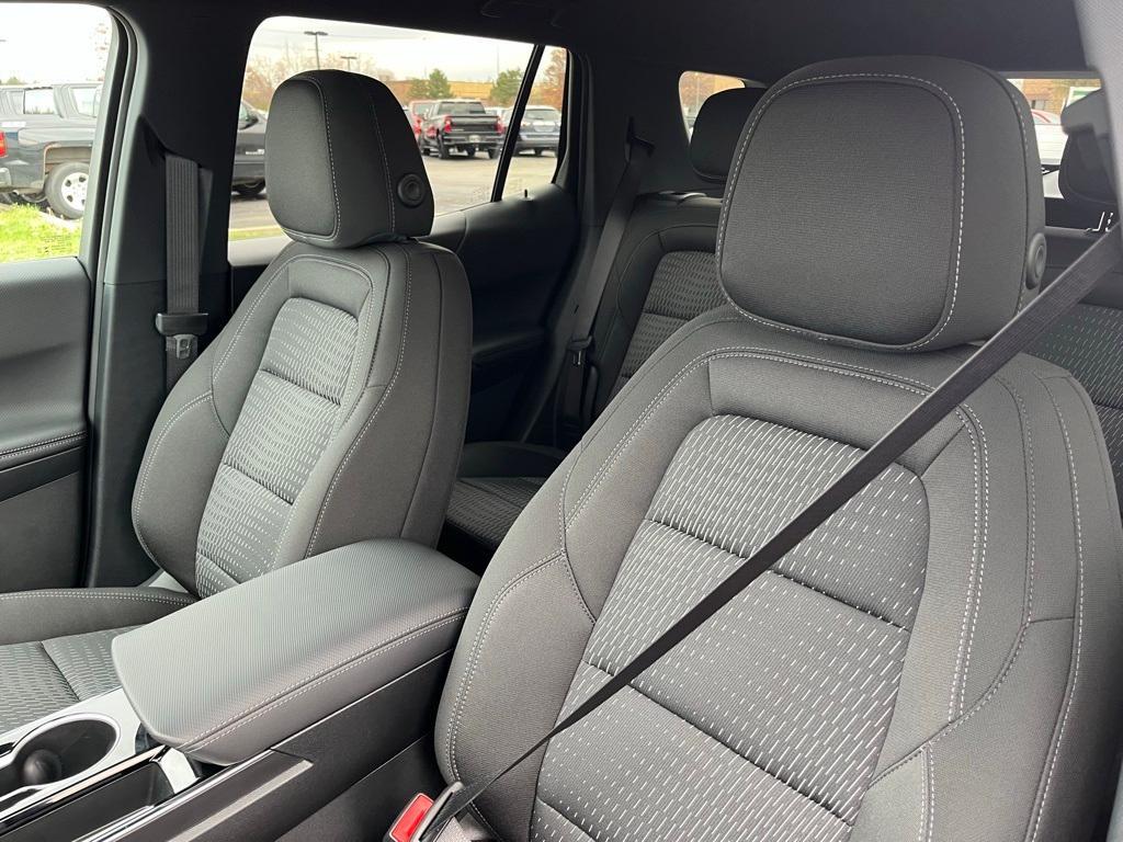 new 2026 Chevrolet Equinox car, priced at $32,820