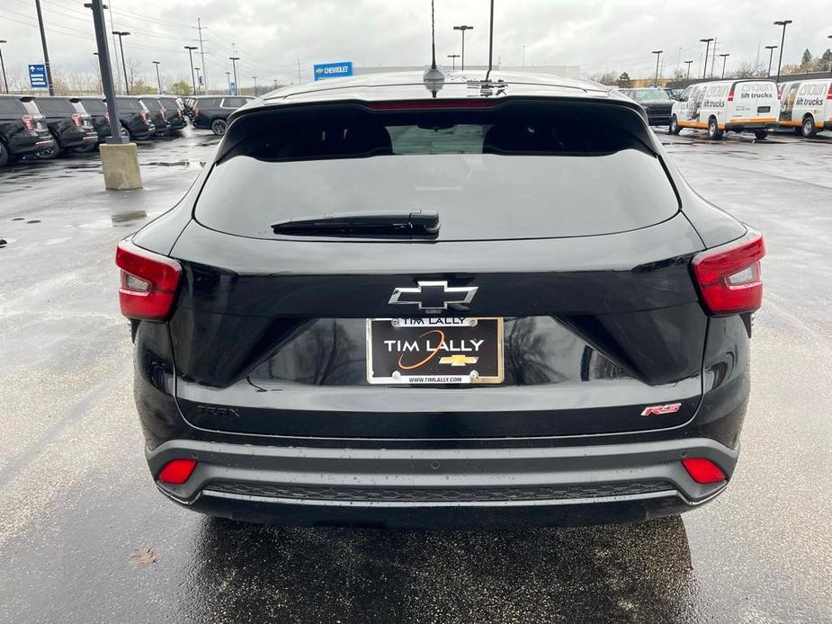 new 2025 Chevrolet Trax car, priced at $24,965