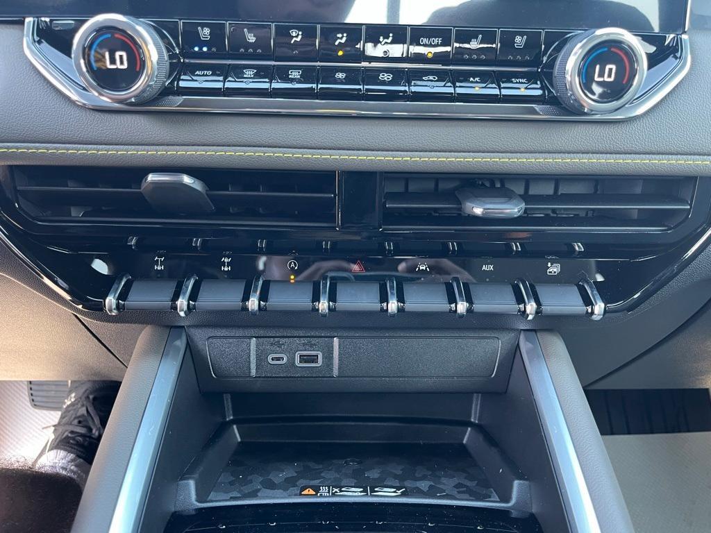 new 2025 Chevrolet Colorado car, priced at $52,990