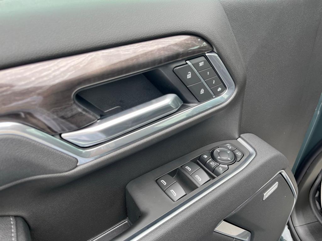 new 2025 Chevrolet Silverado 2500 car, priced at $82,995