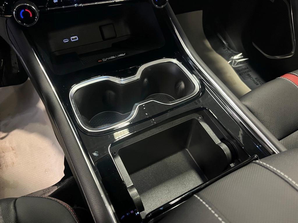 new 2025 Chevrolet Traverse car, priced at $59,945