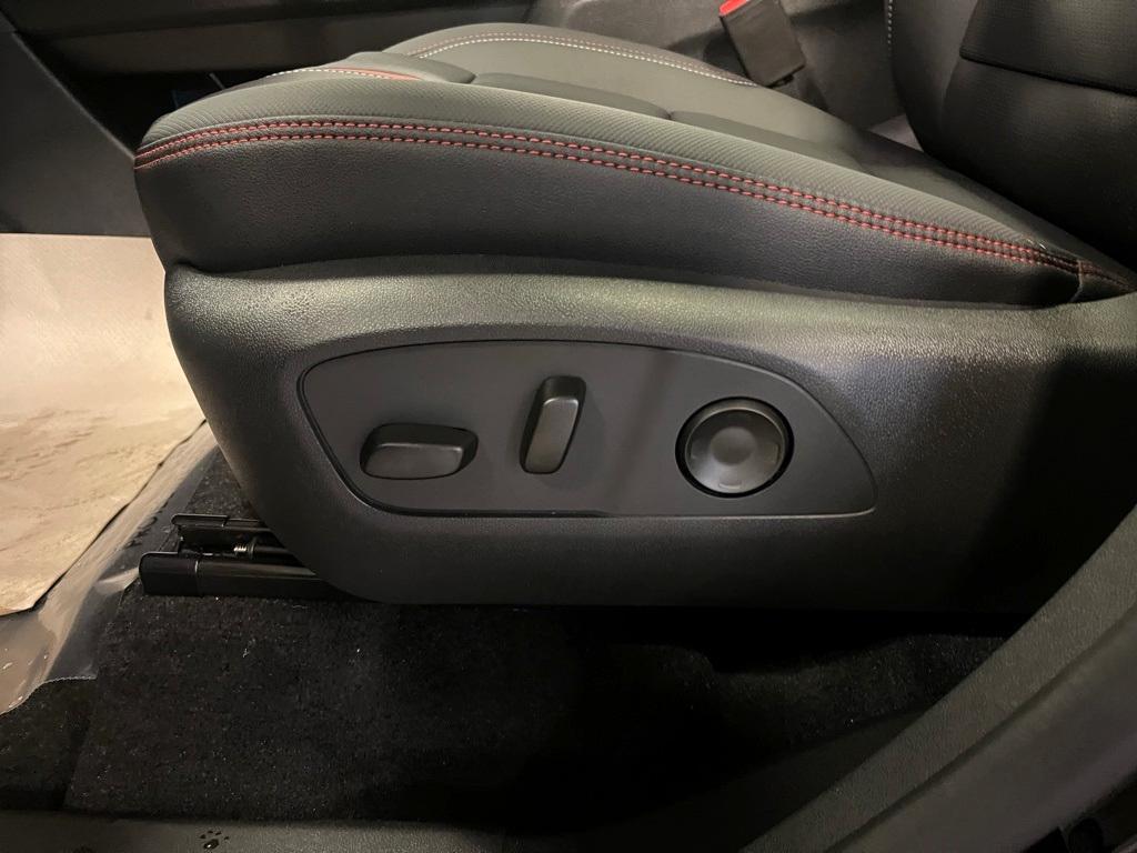 new 2025 Chevrolet Traverse car, priced at $59,945