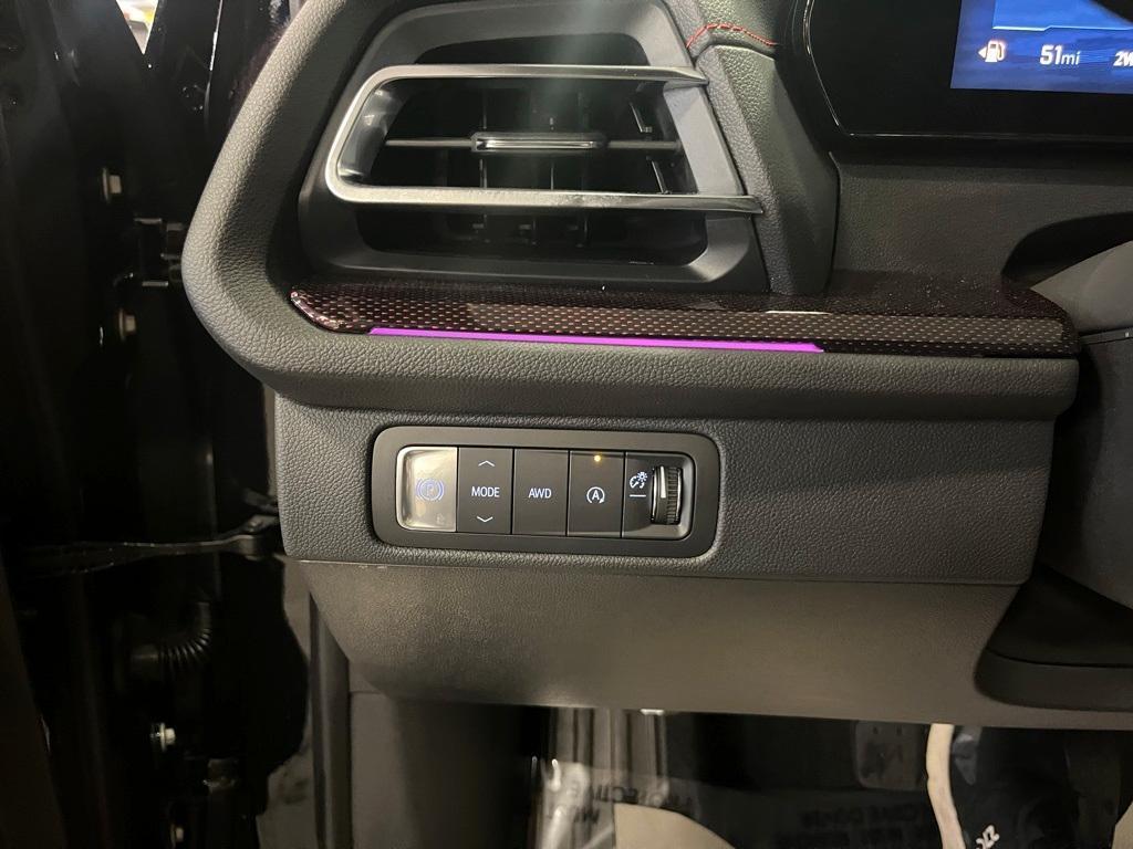 new 2025 Chevrolet Traverse car, priced at $57,995