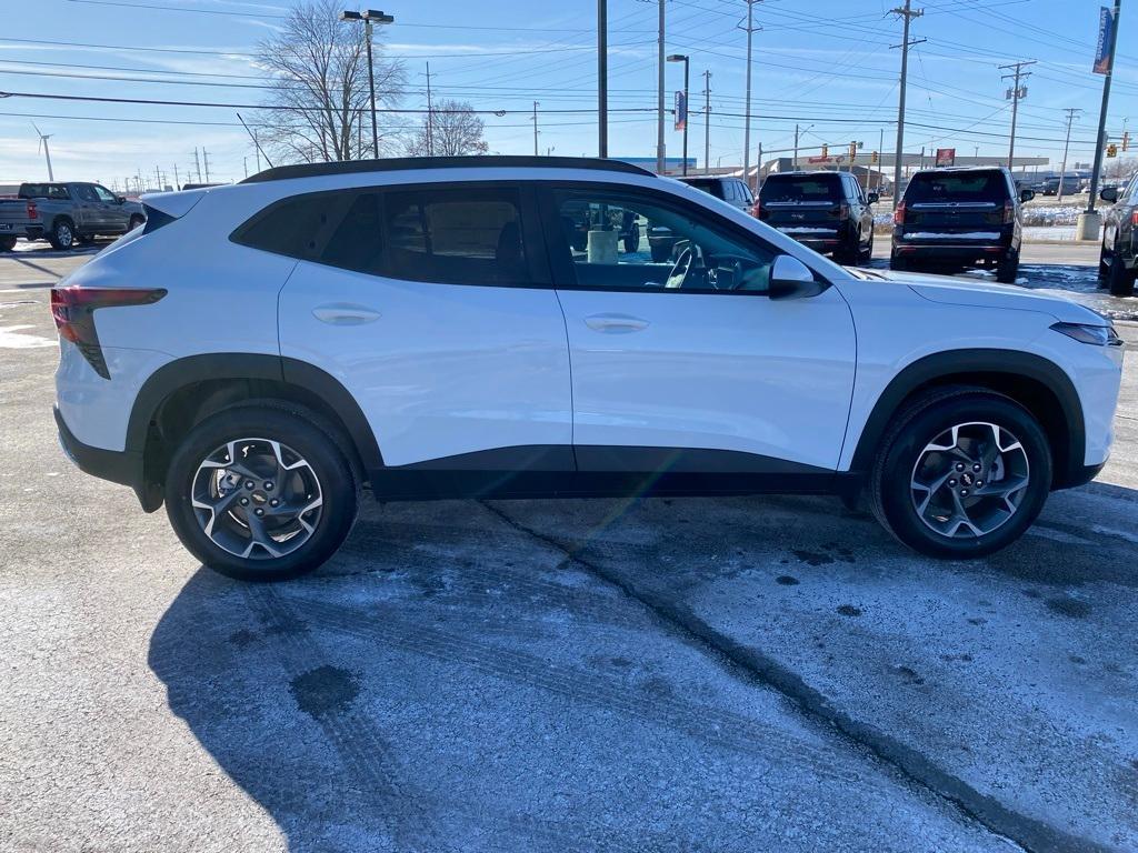 new 2025 Chevrolet Trax car, priced at $25,485