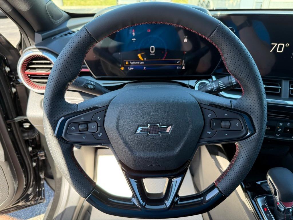 new 2025 Chevrolet Trax car, priced at $26,955