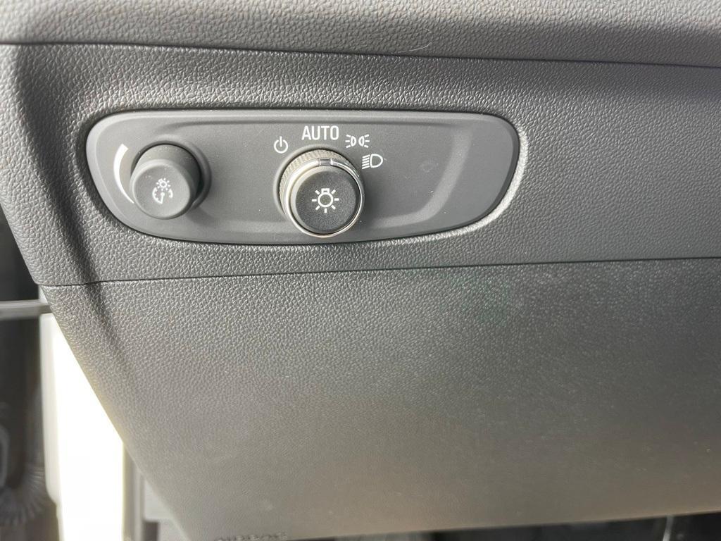 used 2023 Buick Envision car, priced at $27,500