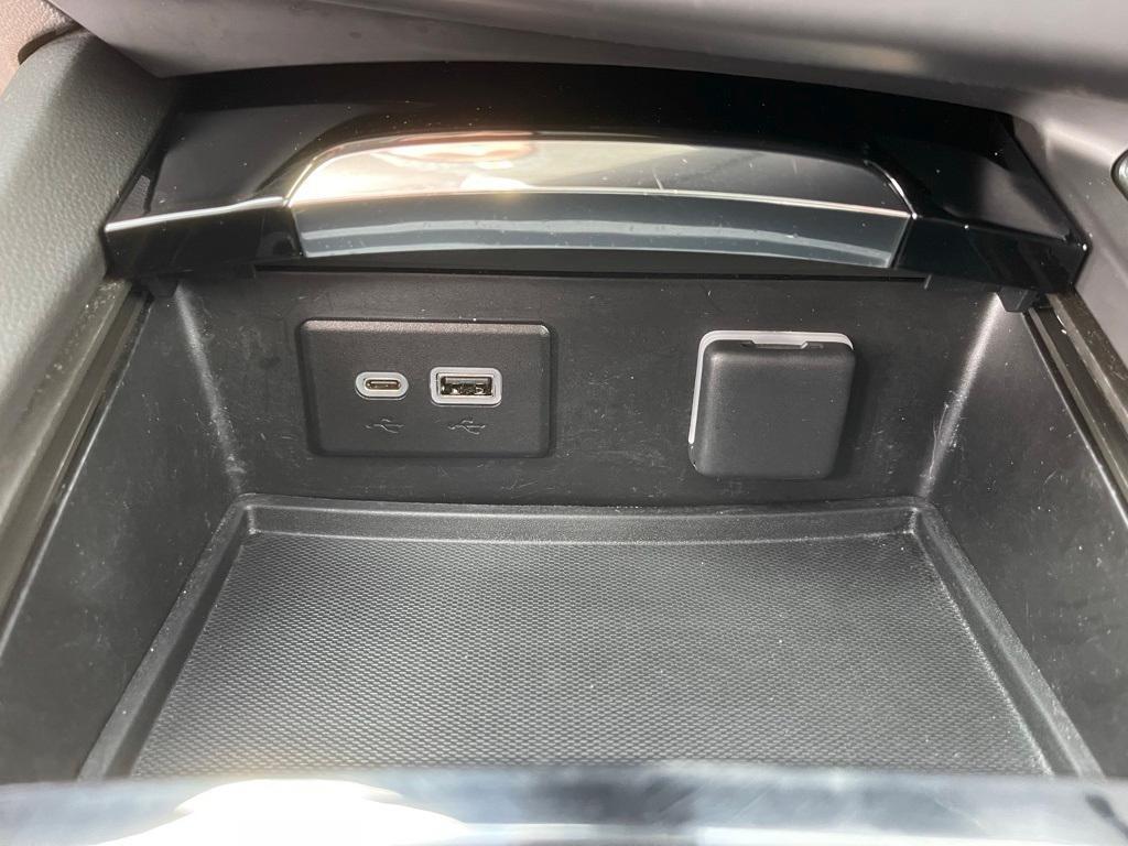 used 2023 Buick Envision car, priced at $27,500