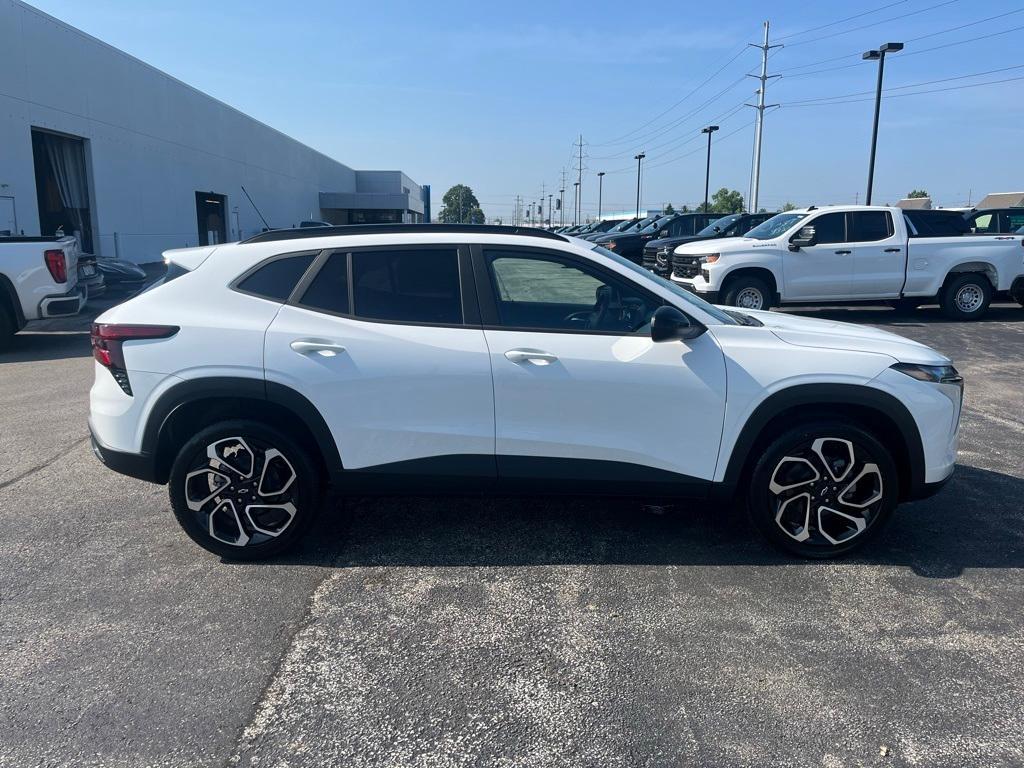 new 2025 Chevrolet Trax car, priced at $26,995