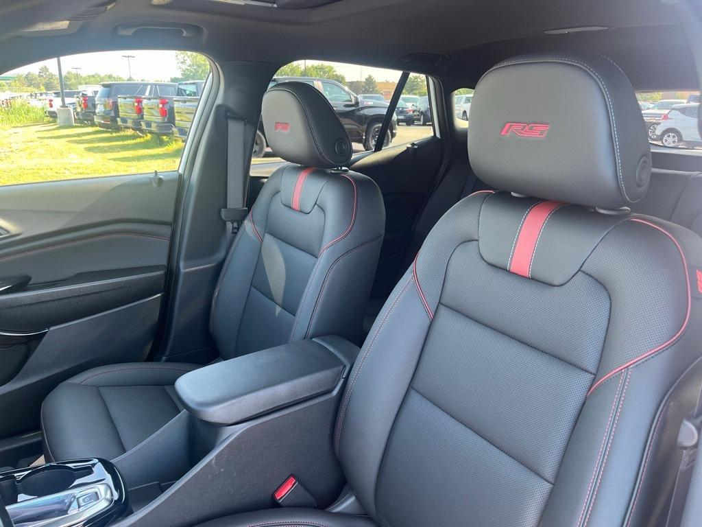 new 2025 Chevrolet Trax car, priced at $26,995