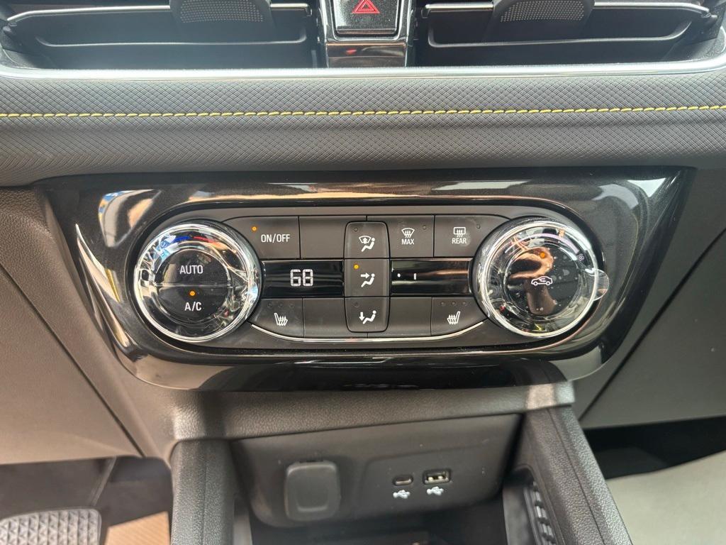 new 2025 Chevrolet TrailBlazer car, priced at $32,995