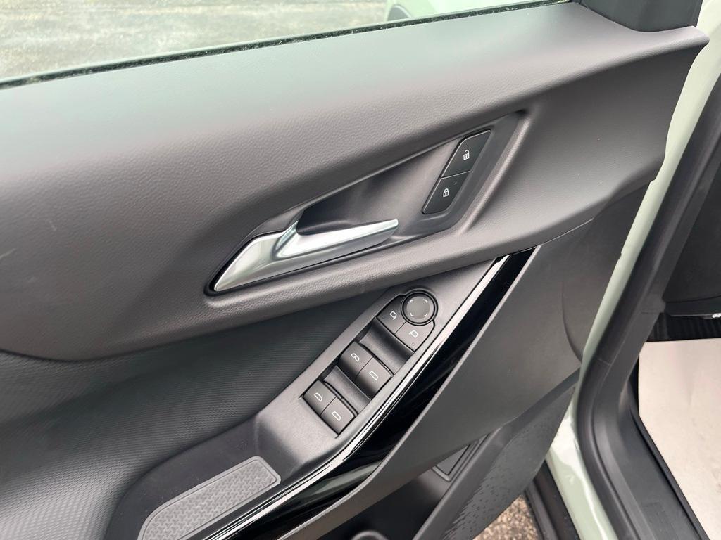 new 2026 Chevrolet Equinox car, priced at $34,870