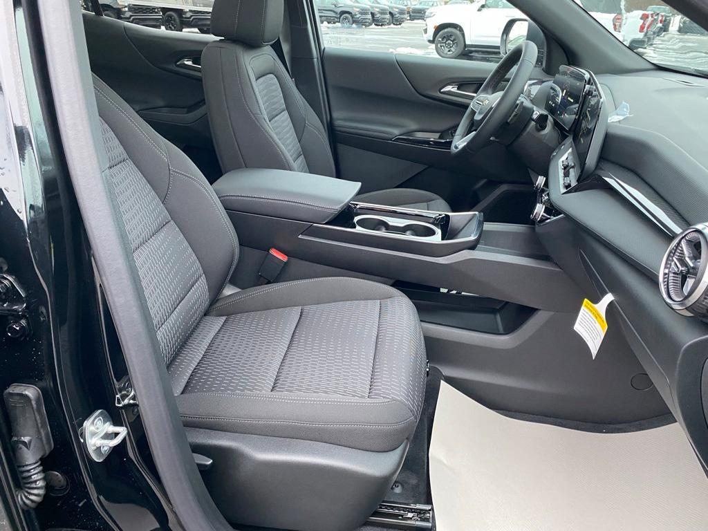 new 2025 Chevrolet Equinox car, priced at $33,985