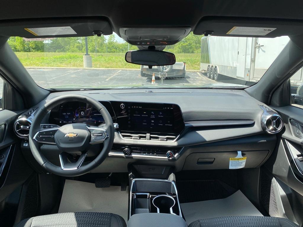 new 2025 Chevrolet Equinox car, priced at $32,245