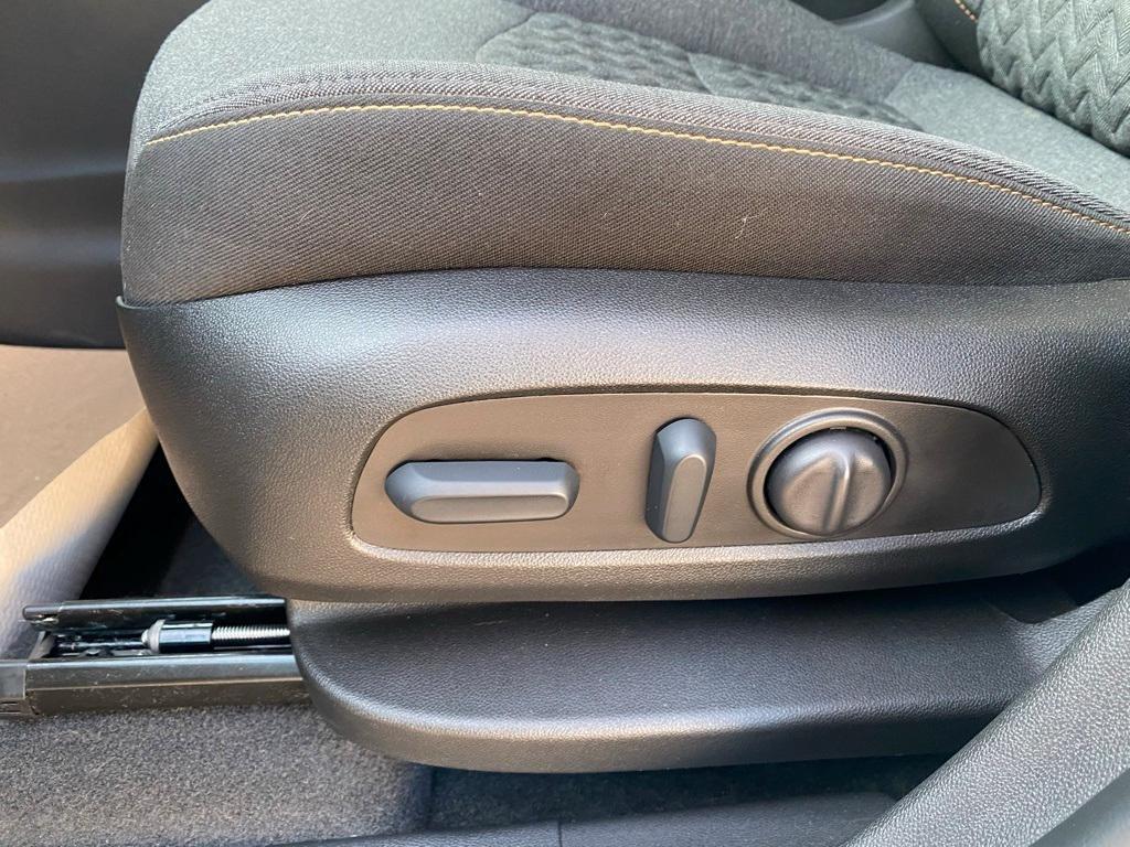 used 2022 Chevrolet Equinox car, priced at $23,641