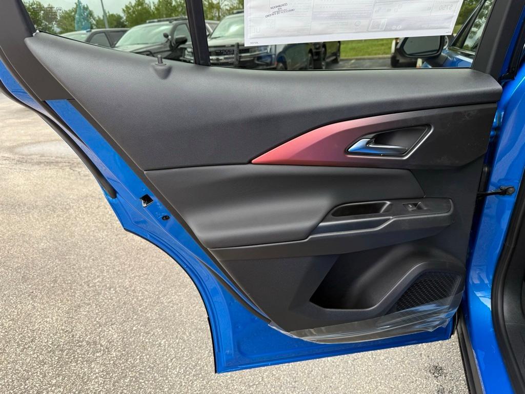 new 2025 Chevrolet Equinox EV car, priced at $44,015