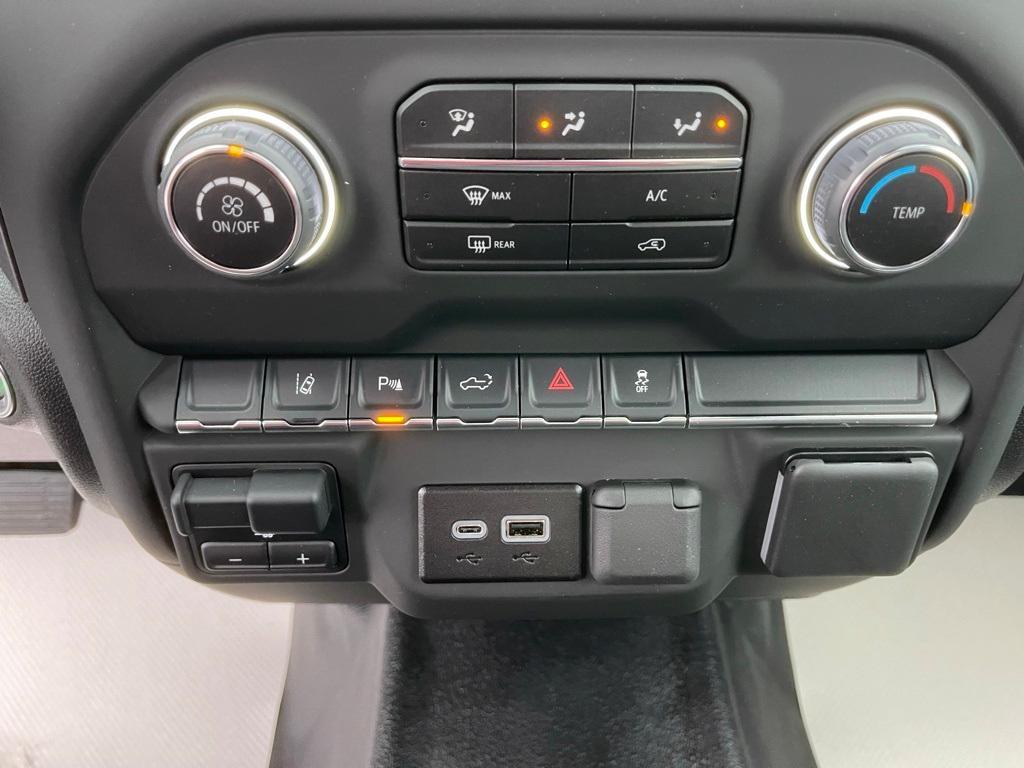 used 2025 Chevrolet Silverado 2500 car, priced at $49,692