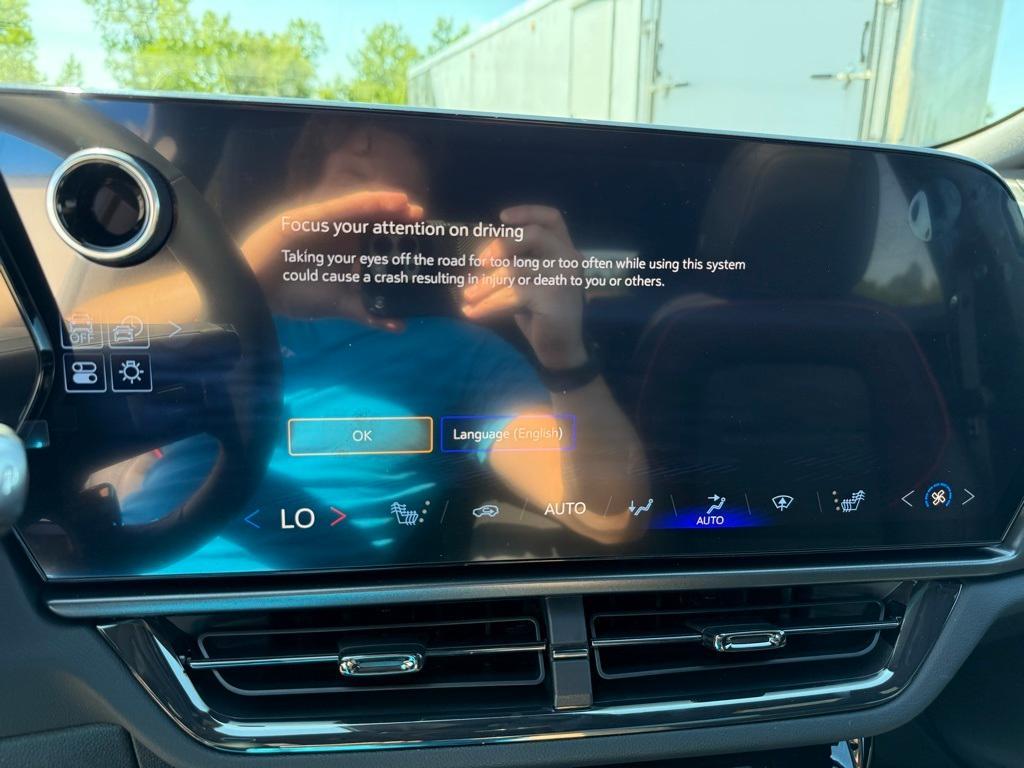 new 2025 Chevrolet Equinox EV car, priced at $44,015
