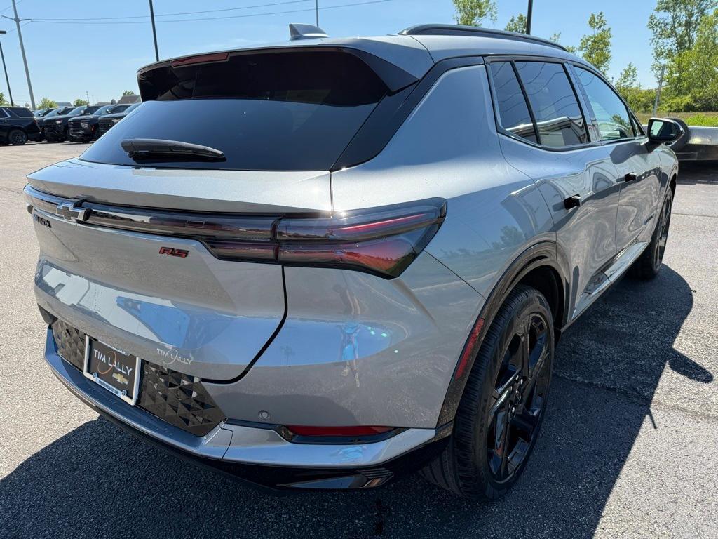 new 2025 Chevrolet Equinox EV car, priced at $44,015