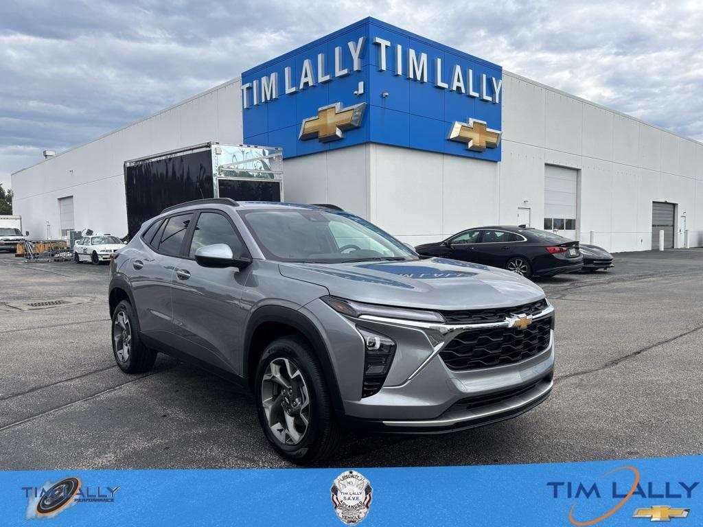 new 2025 Chevrolet Trax car, priced at $24,990