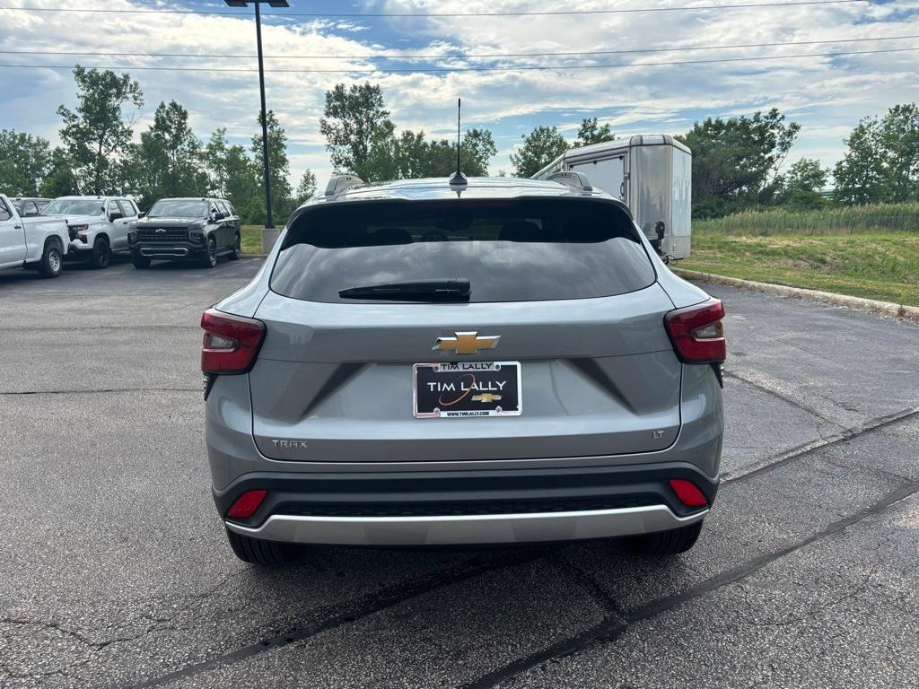 new 2025 Chevrolet Trax car, priced at $24,990
