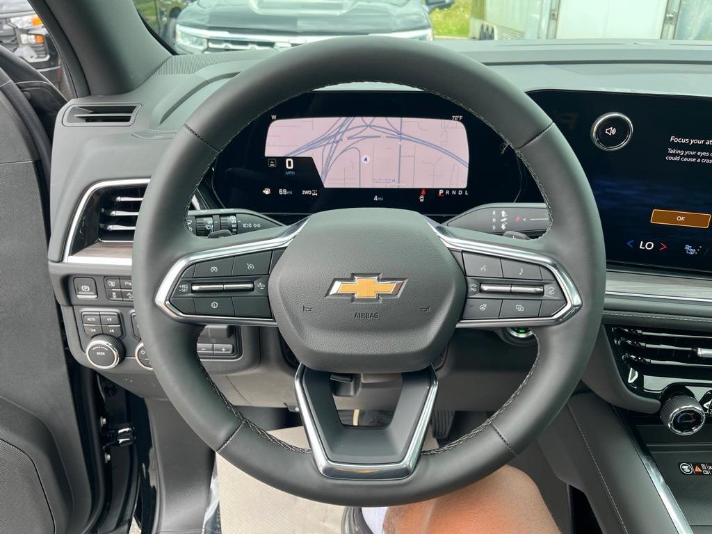 new 2025 Chevrolet Suburban car, priced at $77,990