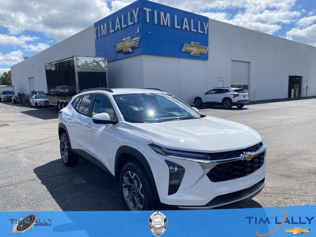 new 2025 Chevrolet Trax car, priced at $24,955