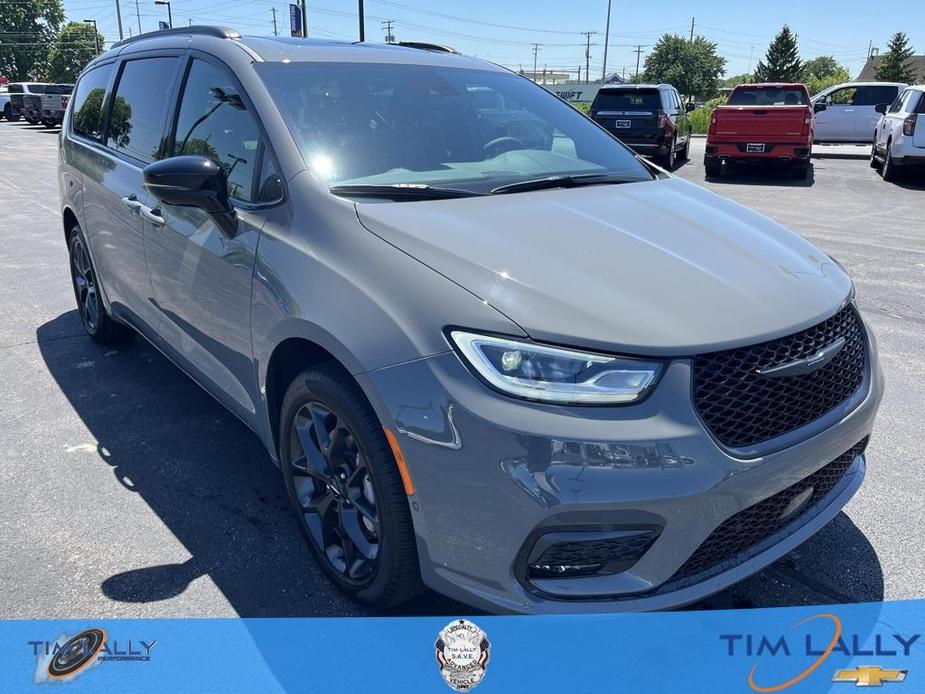 used 2023 Chrysler Pacifica car, priced at $48,000