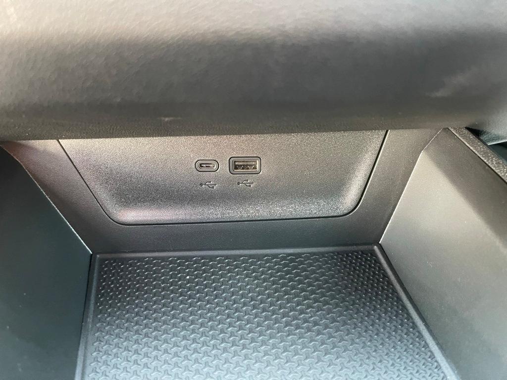 new 2026 Chevrolet Equinox car, priced at $32,870