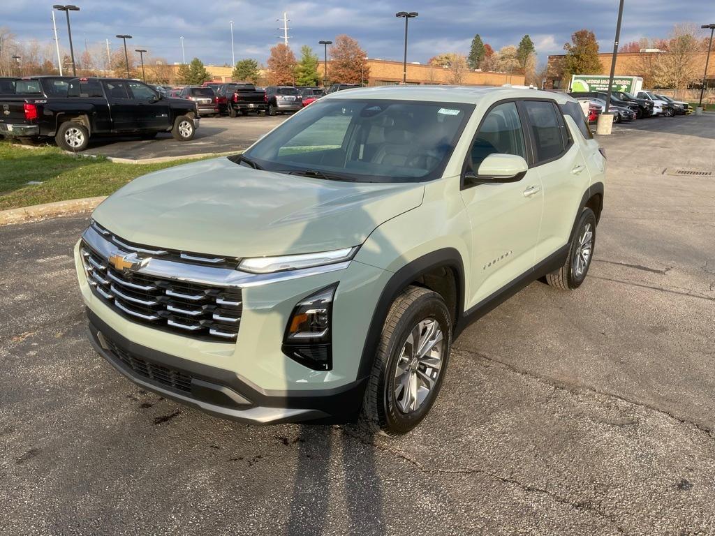 new 2026 Chevrolet Equinox car, priced at $32,870
