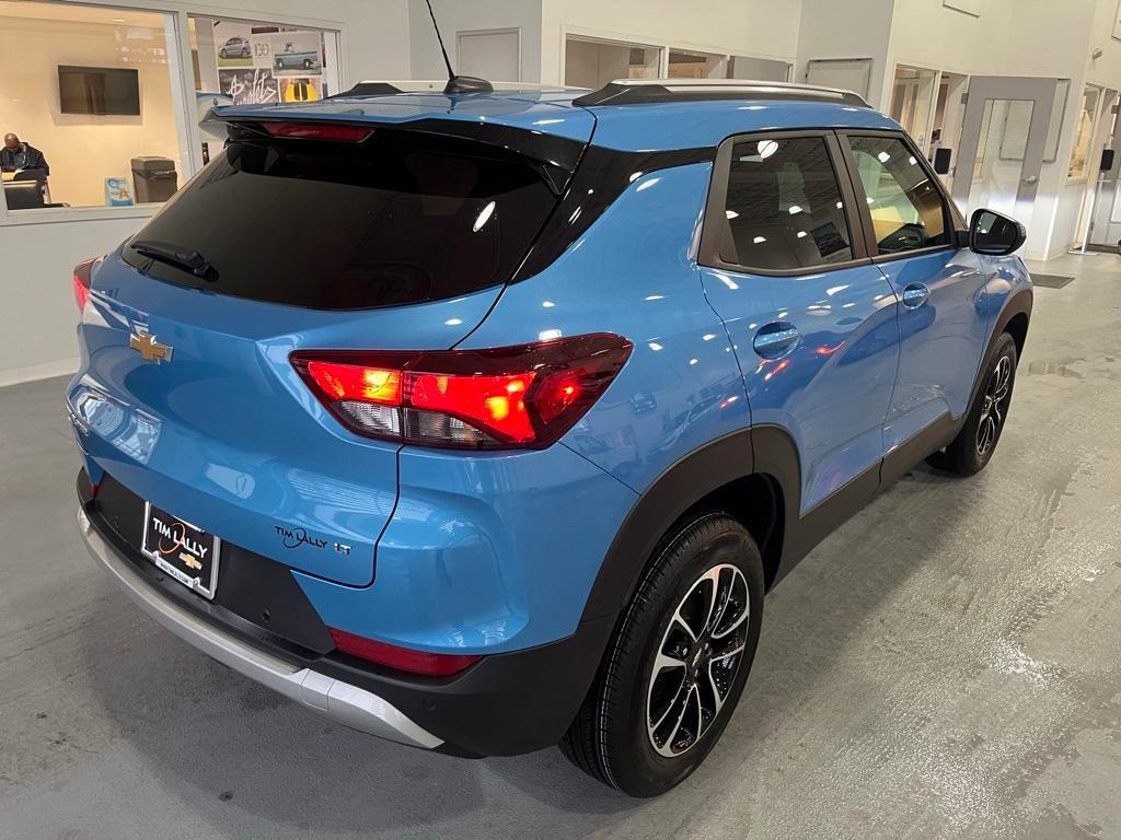 new 2025 Chevrolet TrailBlazer car, priced at $30,990