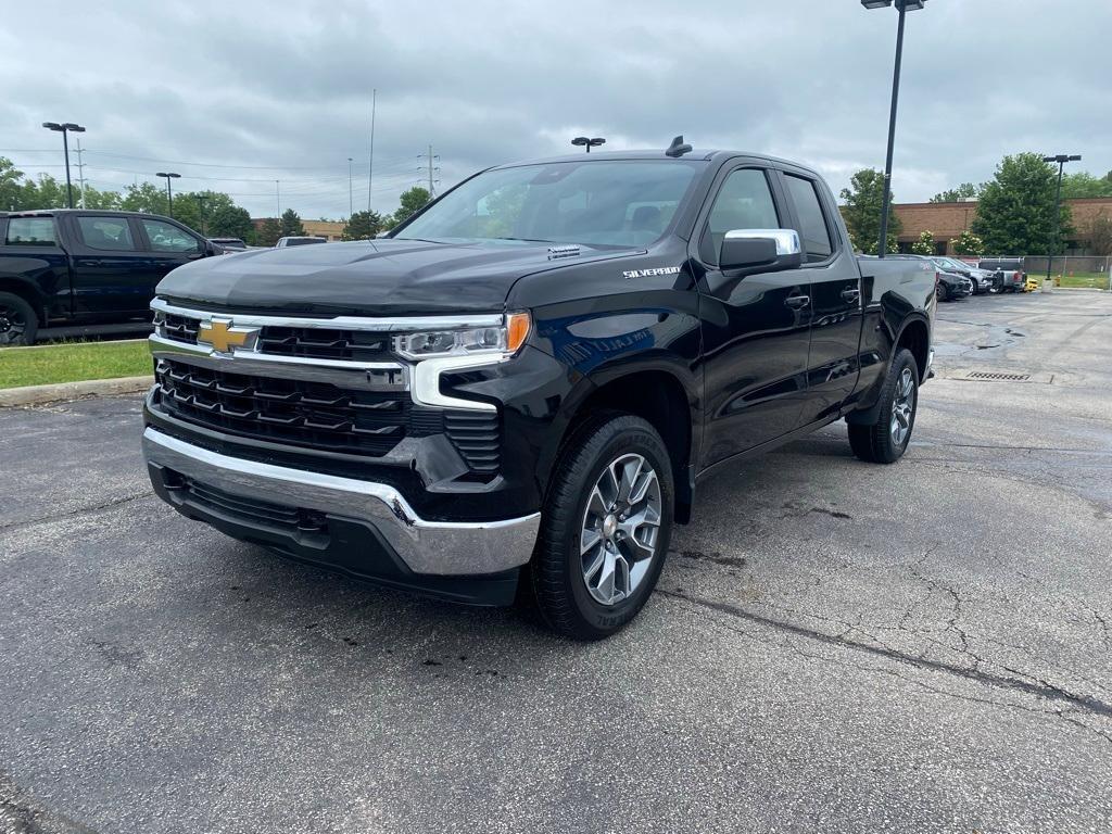 new 2025 Chevrolet Silverado 1500 car, priced at $50,195