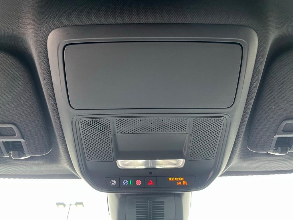 new 2026 Chevrolet Equinox car, priced at $30,495