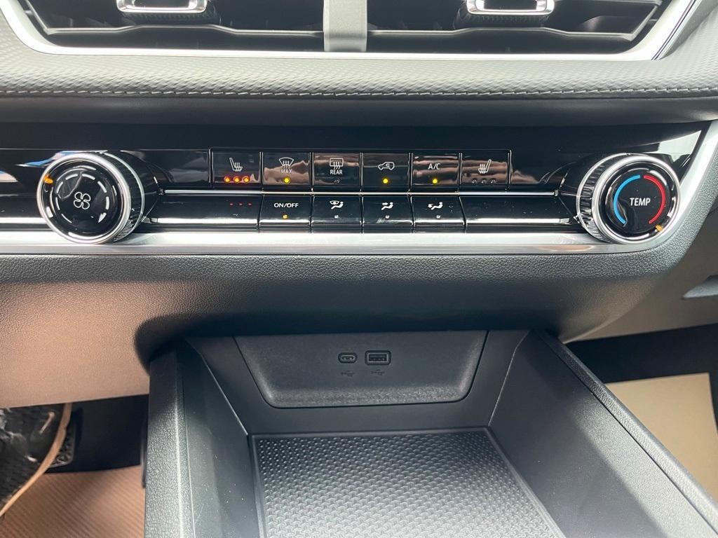 new 2026 Chevrolet Equinox car, priced at $30,495