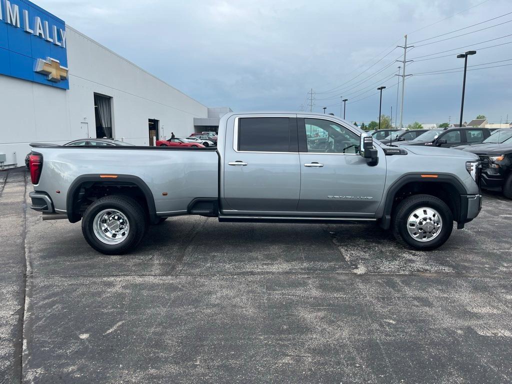 used 2025 GMC Sierra 3500 car, priced at $99,999