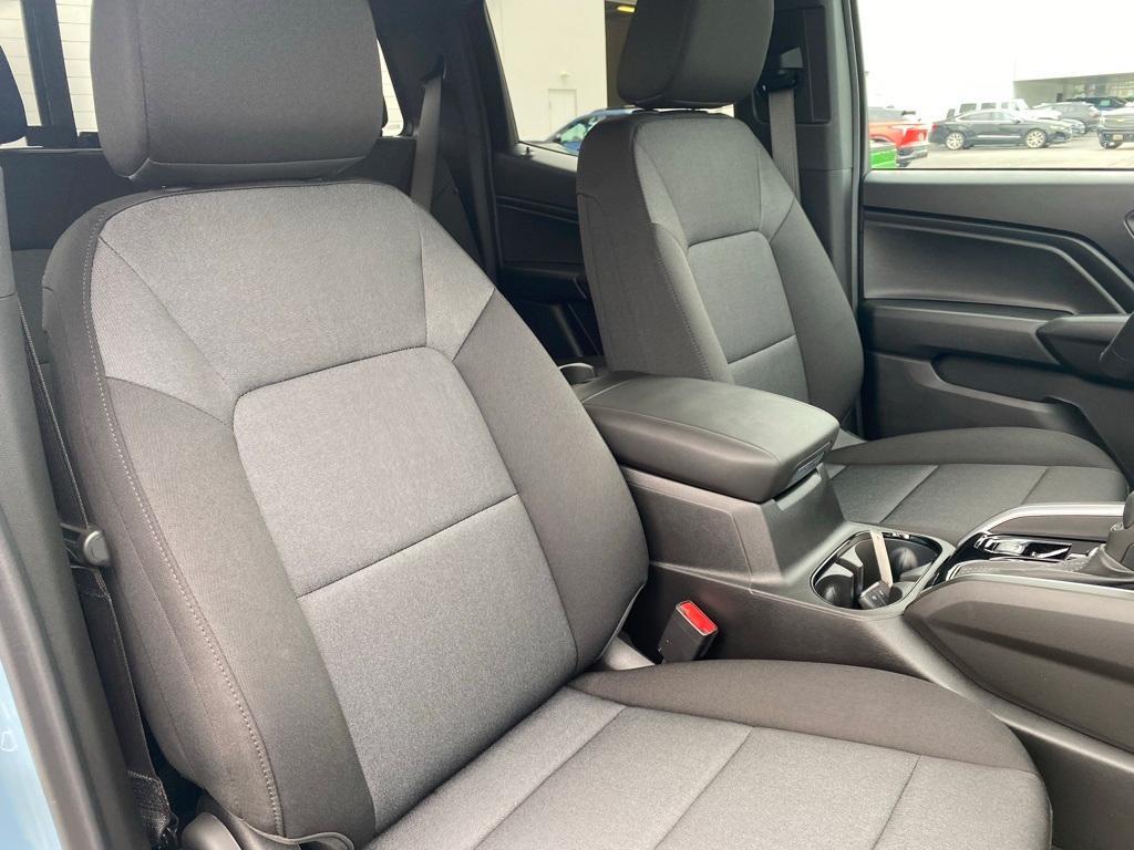 new 2025 Chevrolet Colorado car, priced at $40,995